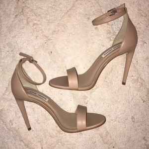 Nude Steve Madden Angelina Heel